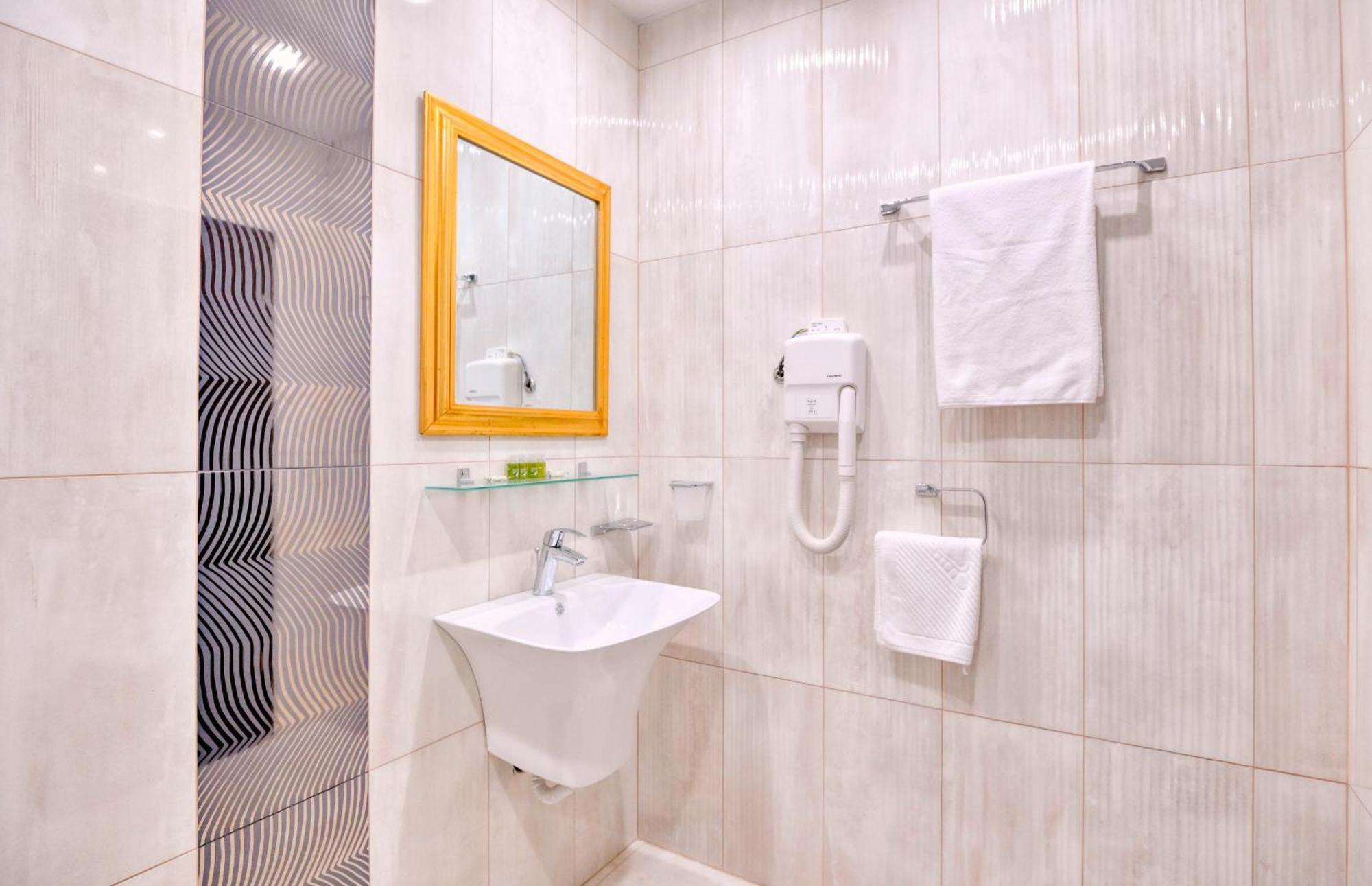 Luxury Apartment Zlatna Kotva โกลเดน แซนส์ ภายนอก รูปภาพ