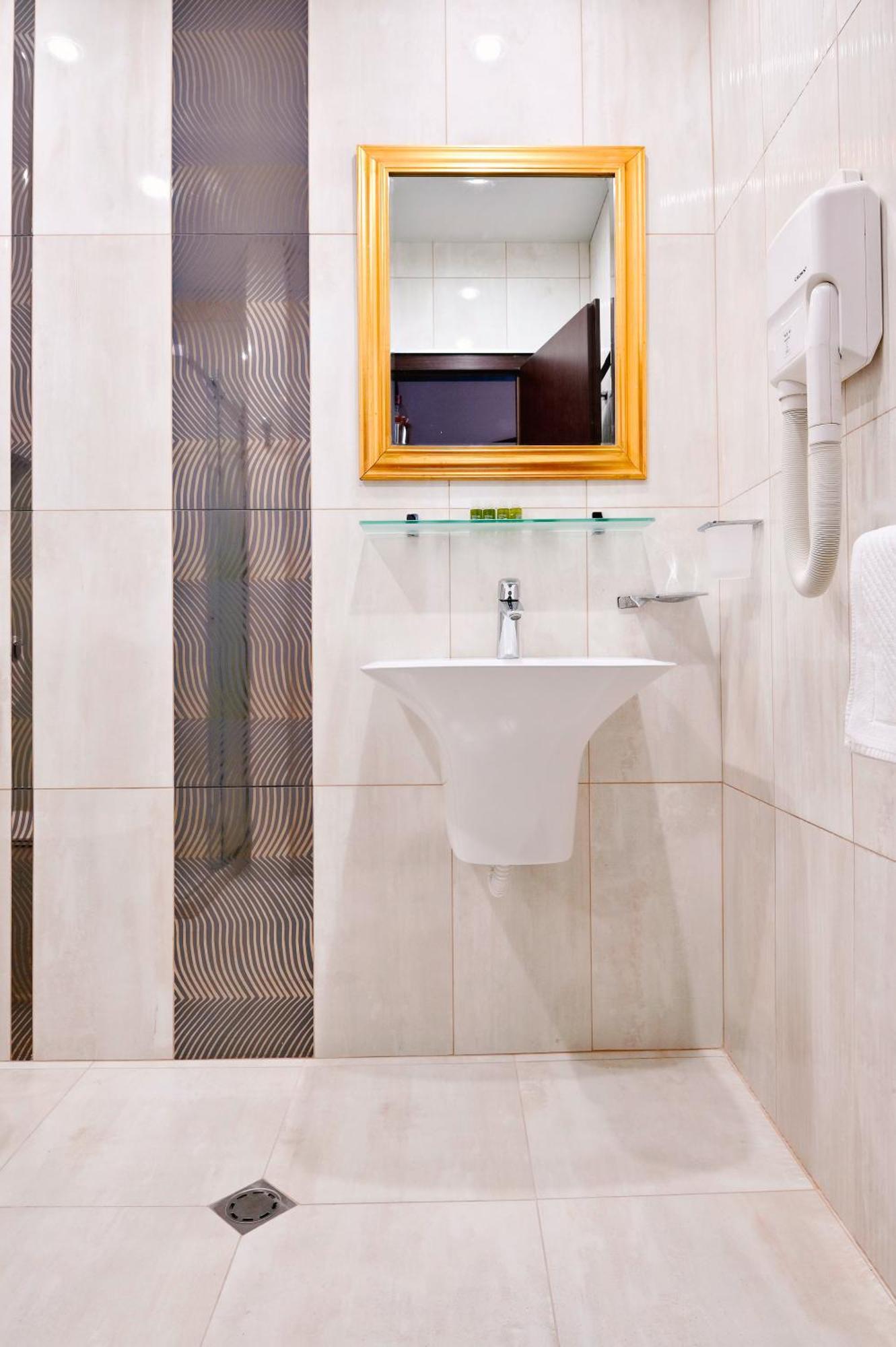 Luxury Apartment Zlatna Kotva โกลเดน แซนส์ ภายนอก รูปภาพ